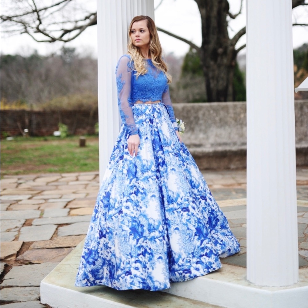 Sherri Hill size 4